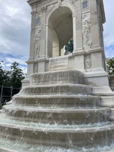 Restauration de la fontaine des innocents